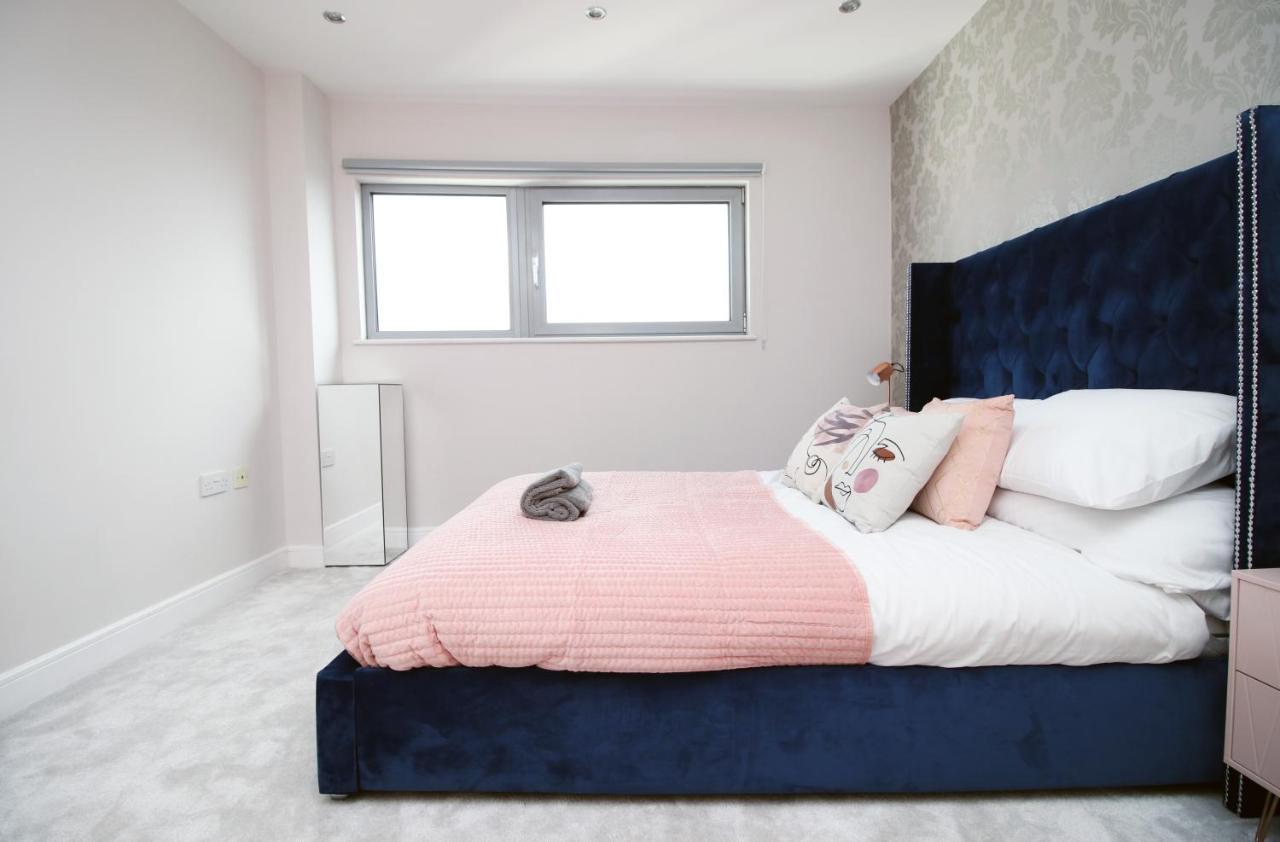 The View - Long Stay Offer - Modern Central Apartment And Parking By Cto Serviced Apartments Кардифф Экстерьер фото